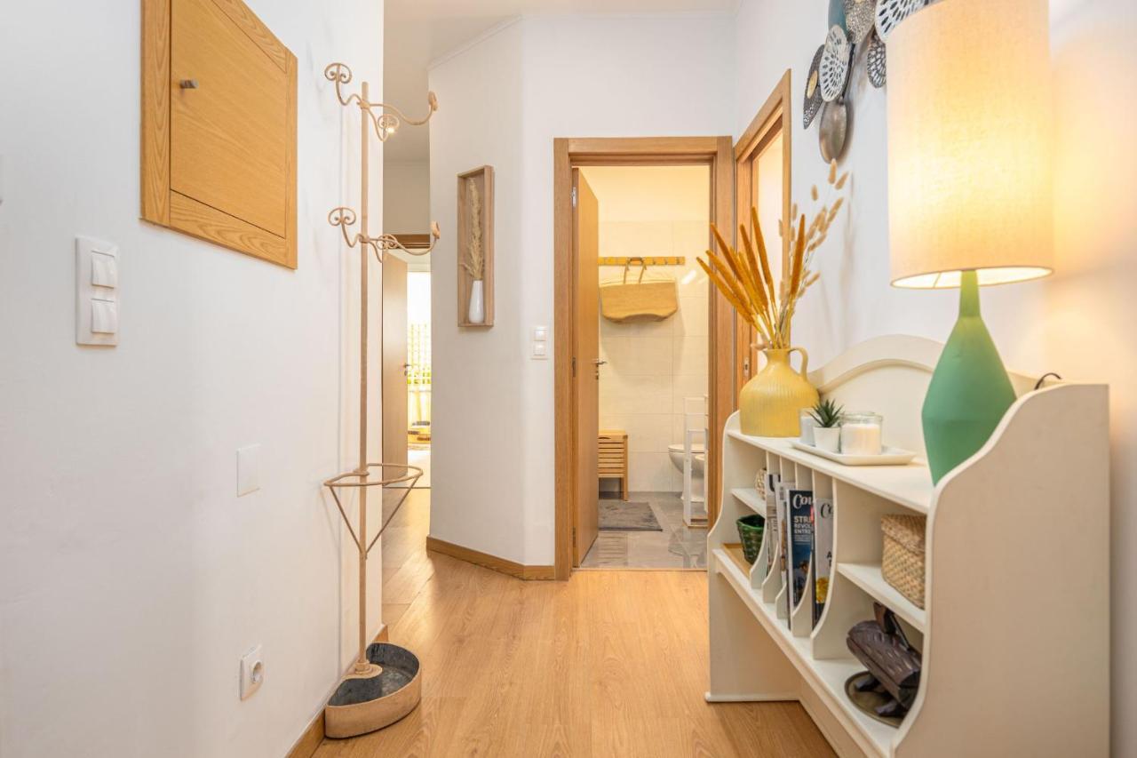 Serene 2bdr W/ Patio By Lovelystay * Lisboa